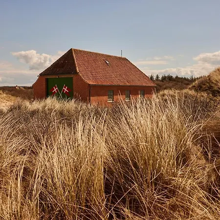 Strandhotel Klitrosen فندق