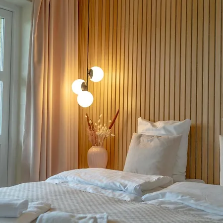 Strandhotel Klitrosen فندق Fjerritslev